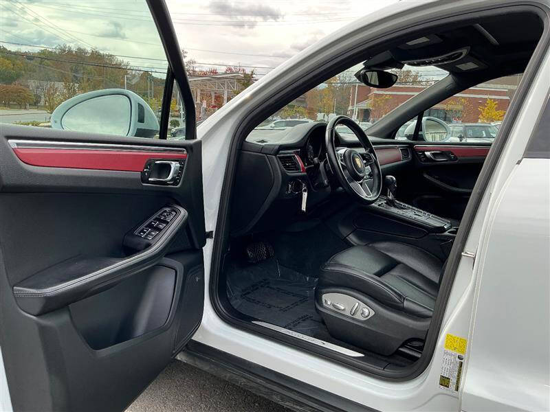 2018 Porsche Macan S