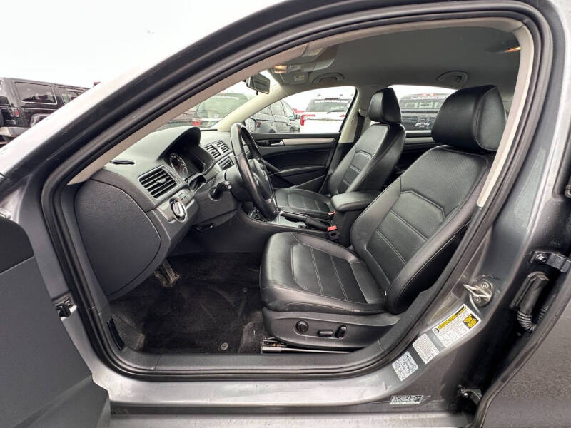 2015 Volkswagen Passat 1.8T Limited Edition