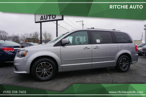 2017 Dodge Grand Caravan for sale at Ritchie Auto in Appleton WI