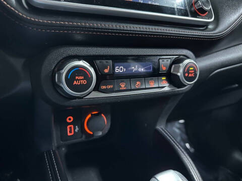 2020 Nissan Kicks SR