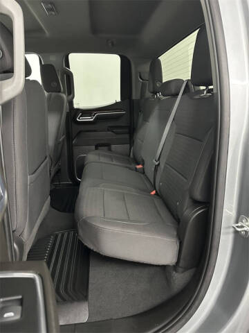 2023 GMC Sierra 1500 SLE