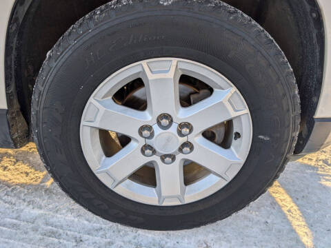 2013 GMC Acadia SLE-2