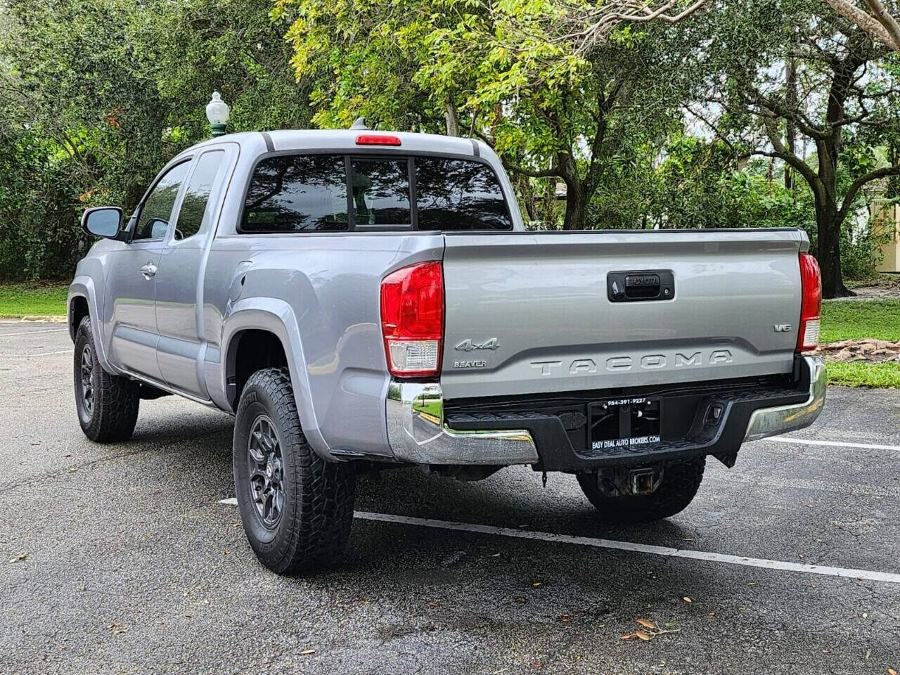 2017 TOYOTA Tacoma Pickup - $23,995