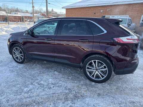 2024 Ford Edge Titanium