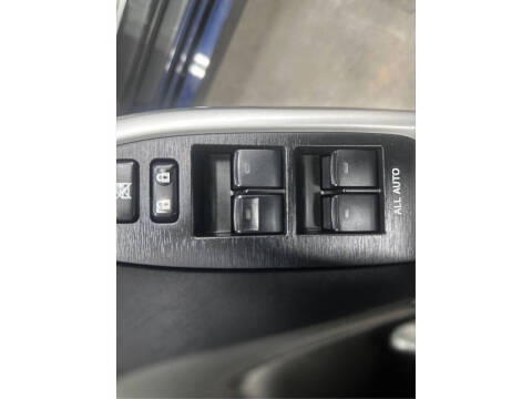 2014 Toyota Prius Two