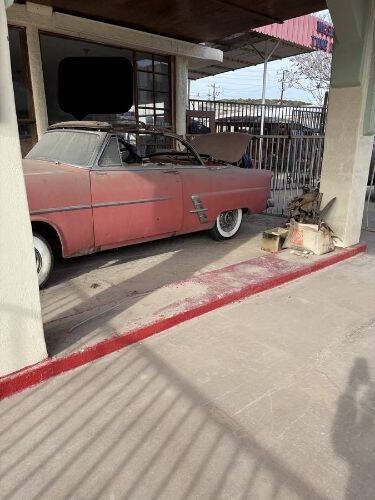 1953 Ford Crestline