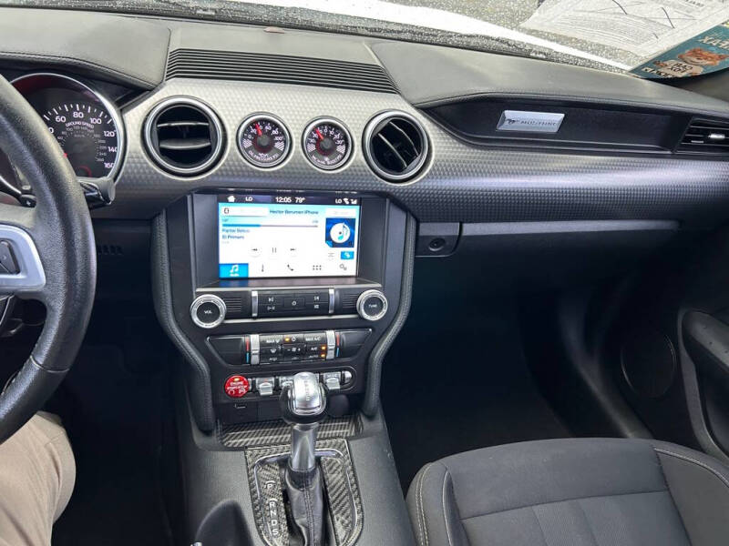 2019 Ford Mustang