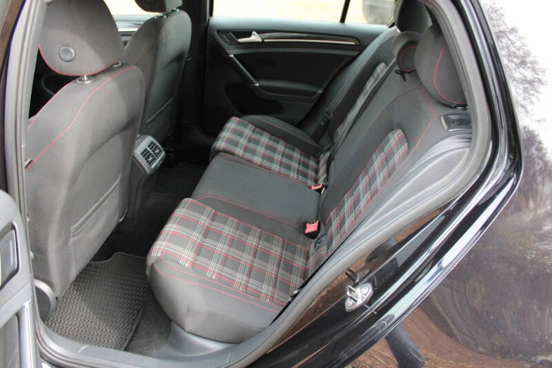 2015 Volkswagen Golf GTI S