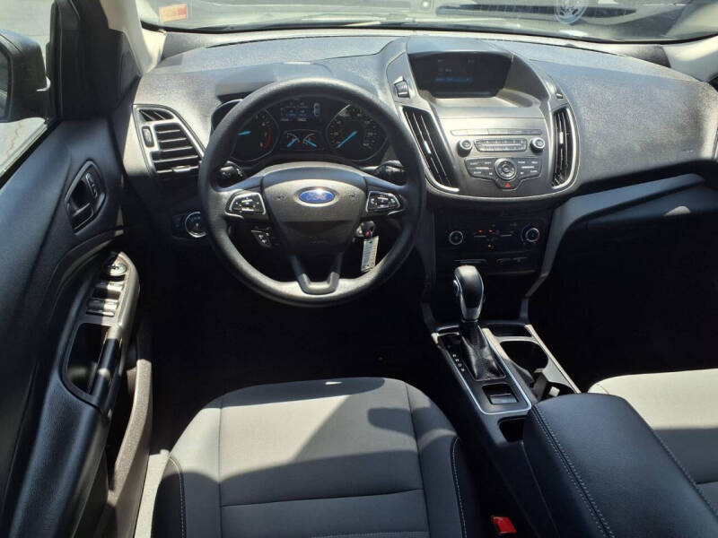 2019 Ford Escape S