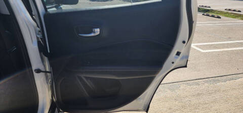 2020 Jeep Compass Sun and Safety Edition