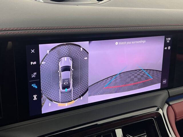 2025 Porsche Panamera 4