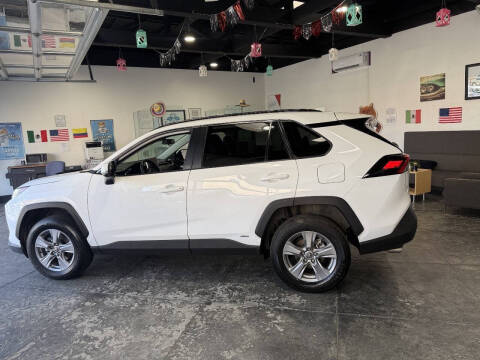 2023 Toyota RAV4 Hybrid XLE