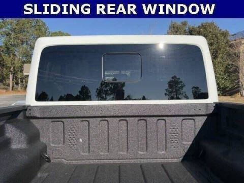 2025 Jeep Gladiator NightHawk