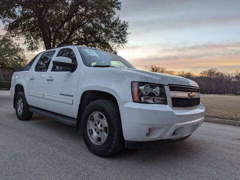 2012 Chevrolet Avalanche for sale at Crypto Autos of Tx in San Antonio TX