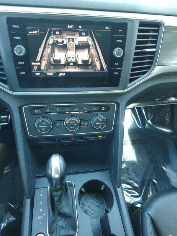 2018 Volkswagen Atlas V6 SE