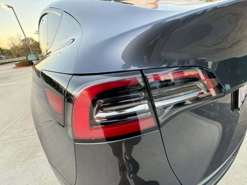 2024 Tesla Model Y Long Range