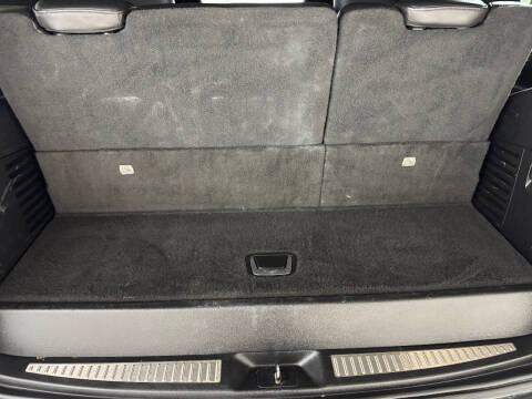 2020 Cadillac Escalade Platinum