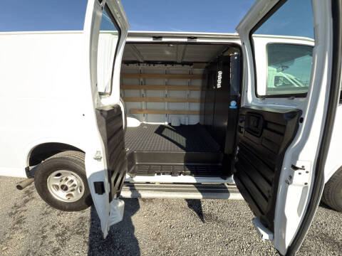 2023 GMC Savana 2500