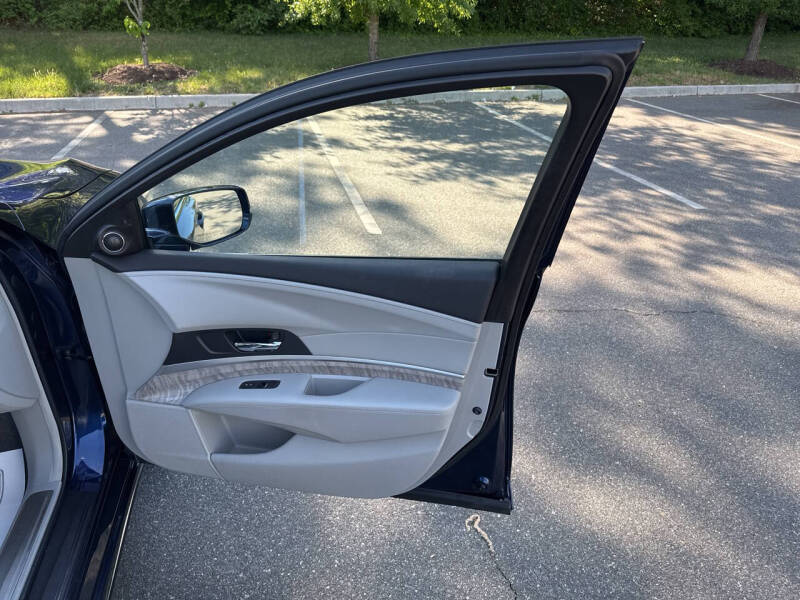 2018 Acura RLX w/Tech