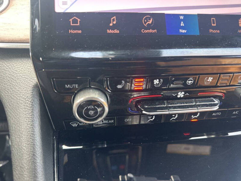 2022 Jeep Grand Cherokee Summit