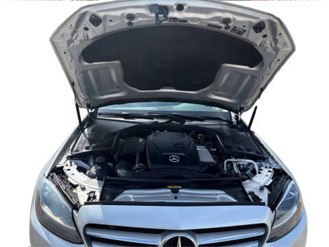 2017 Mercedes-Benz C-Class