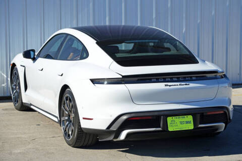 2020 Porsche Taycan Turbo