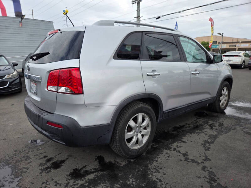 2012 Kia Sorento LX