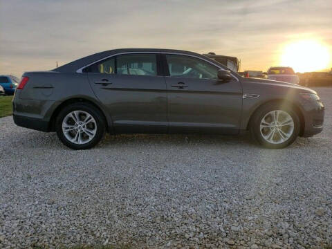 2017 Ford Taurus SE