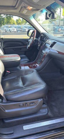 2011 Cadillac Escalade ESV Premium