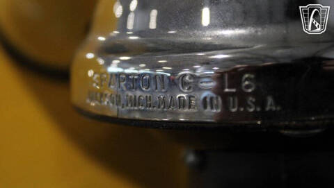 1935 Ford Deluxe