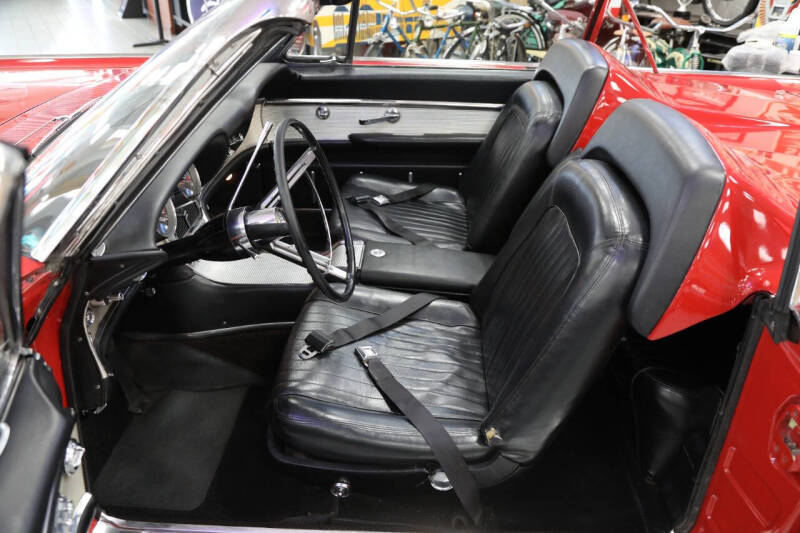 1961 Ford Thunderbird