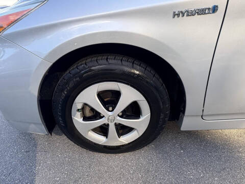 2013 Toyota Prius Two