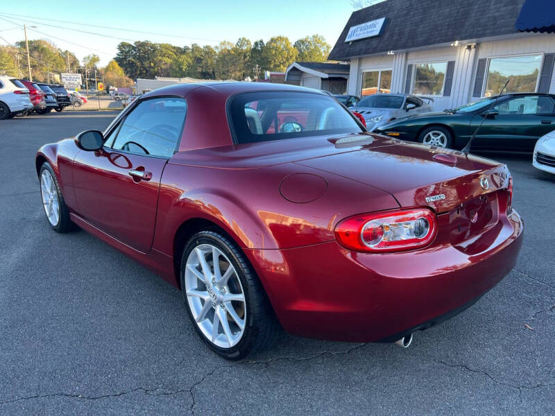 2010 Mazda MX-5 Miata Grand Touring Hard Top photo 6