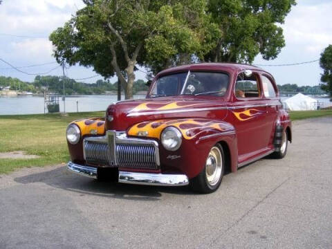1942 Ford Super Deluxe