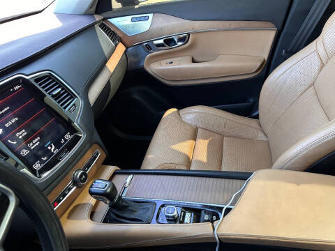 2016 Volvo XC90 T6 Inscription