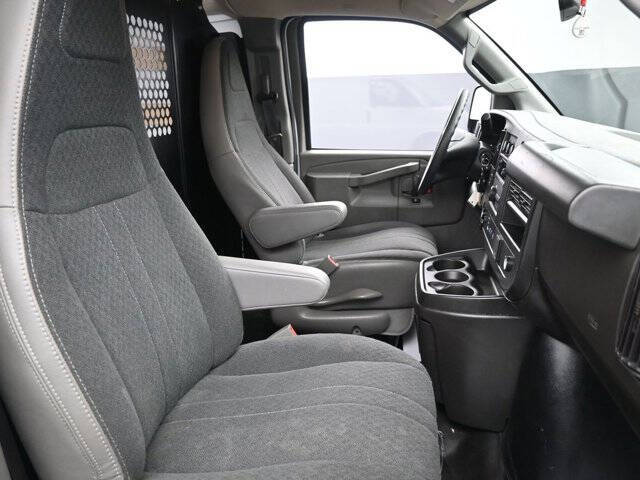 2024 Chevrolet Express 2500