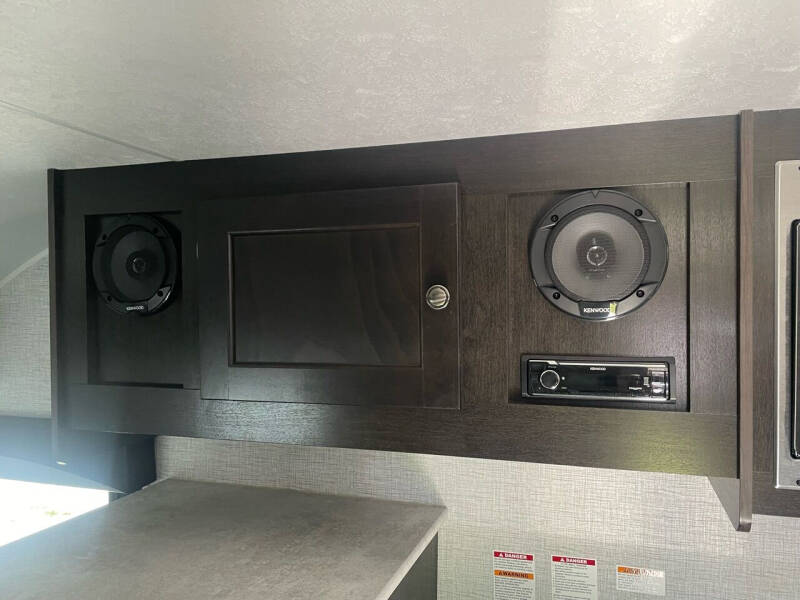 2024 Braxton Creek Bushwhacker Plus 17BH