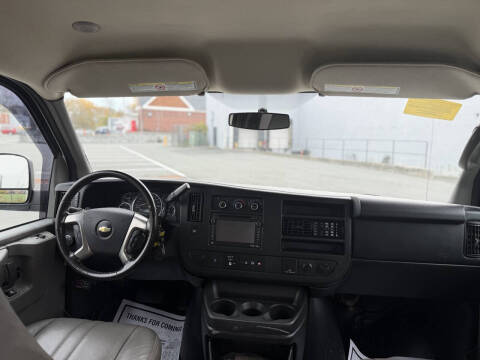 2015 Chevrolet Express 2500