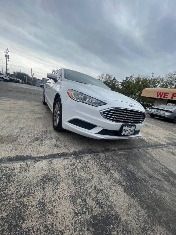 2017 Ford Fusion SE