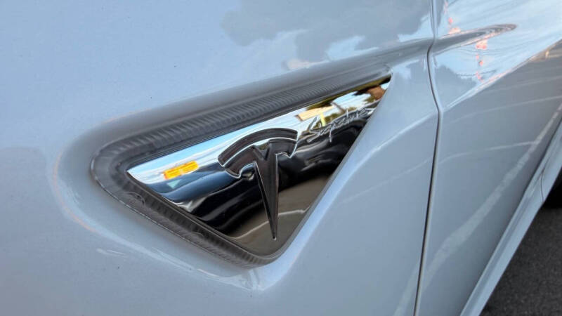 2016 Tesla Model X P90D