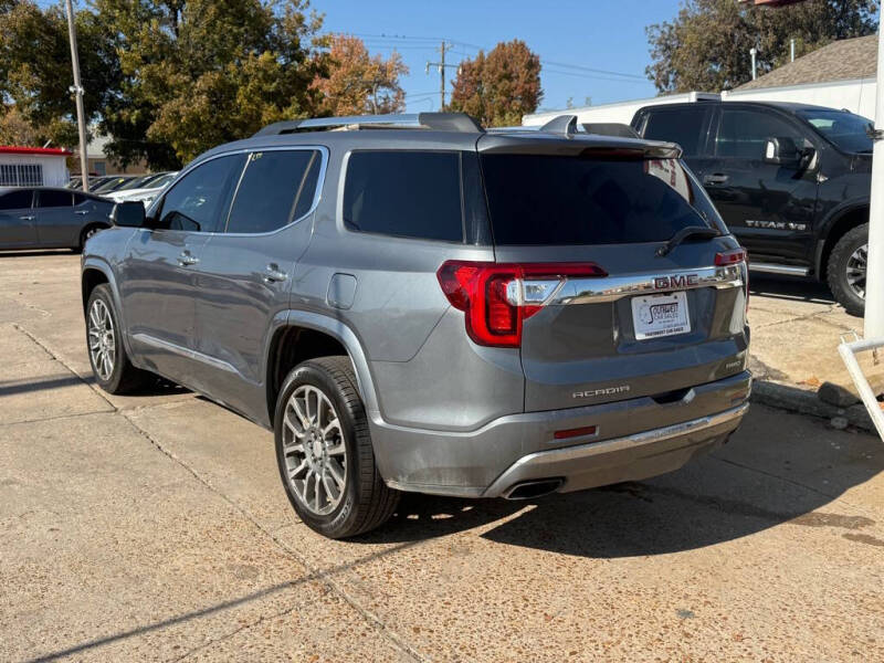 2022 GMC Acadia Denali