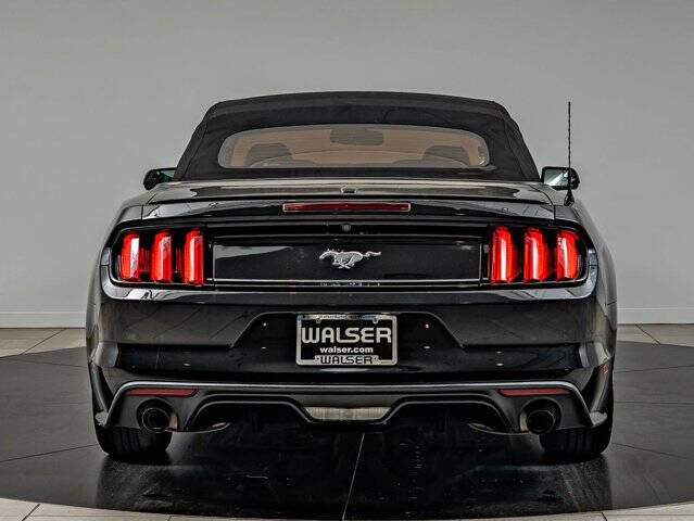 2017 Ford Mustang EcoBoost Premium