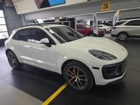 2022 Porsche Macan S