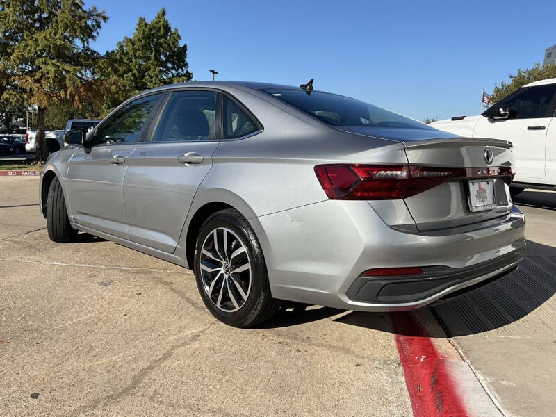 2025 Volkswagen Jetta SE