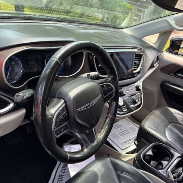 2019 Chrysler Pacifica Touring L