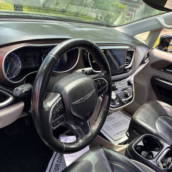 2019 Chrysler Pacifica Touring L