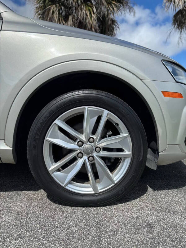 2017 Audi Q3 2.0T Premium