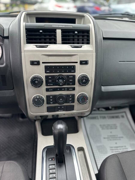 2011 Ford Escape XLT