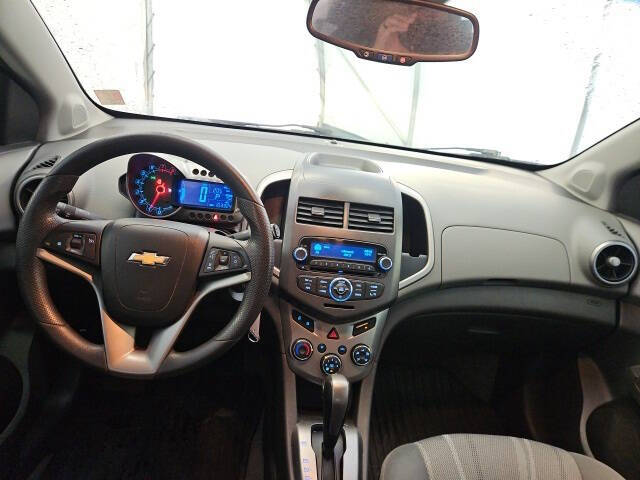 2013 Chevrolet Sonic LT Auto