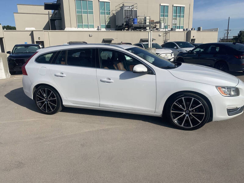 2016 Volvo V60 T5 Drive-E Premier